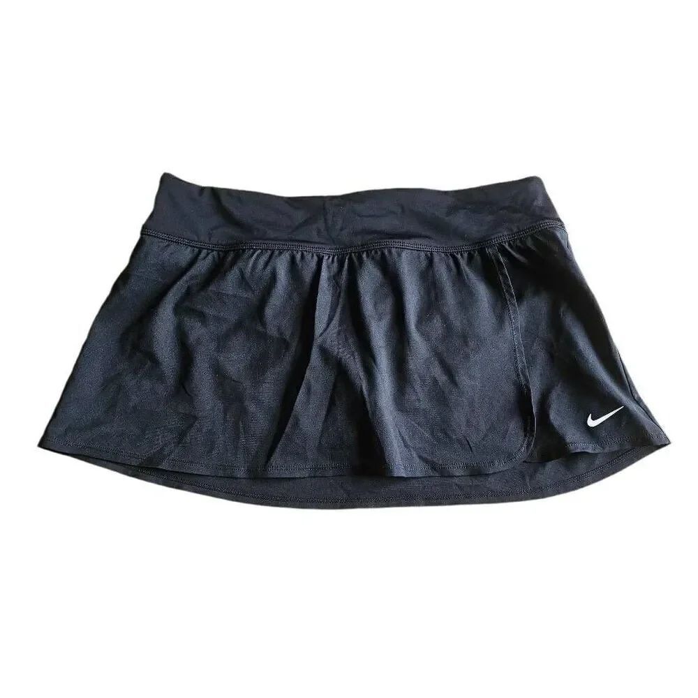 Nike womens Sz M black short tennis Skirt